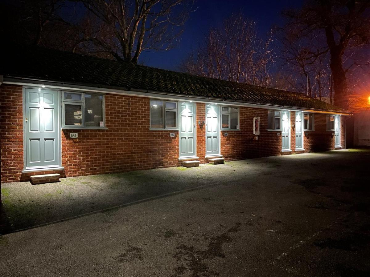 Arlan House, Superb Basingstoke Hotel Exteriör bild